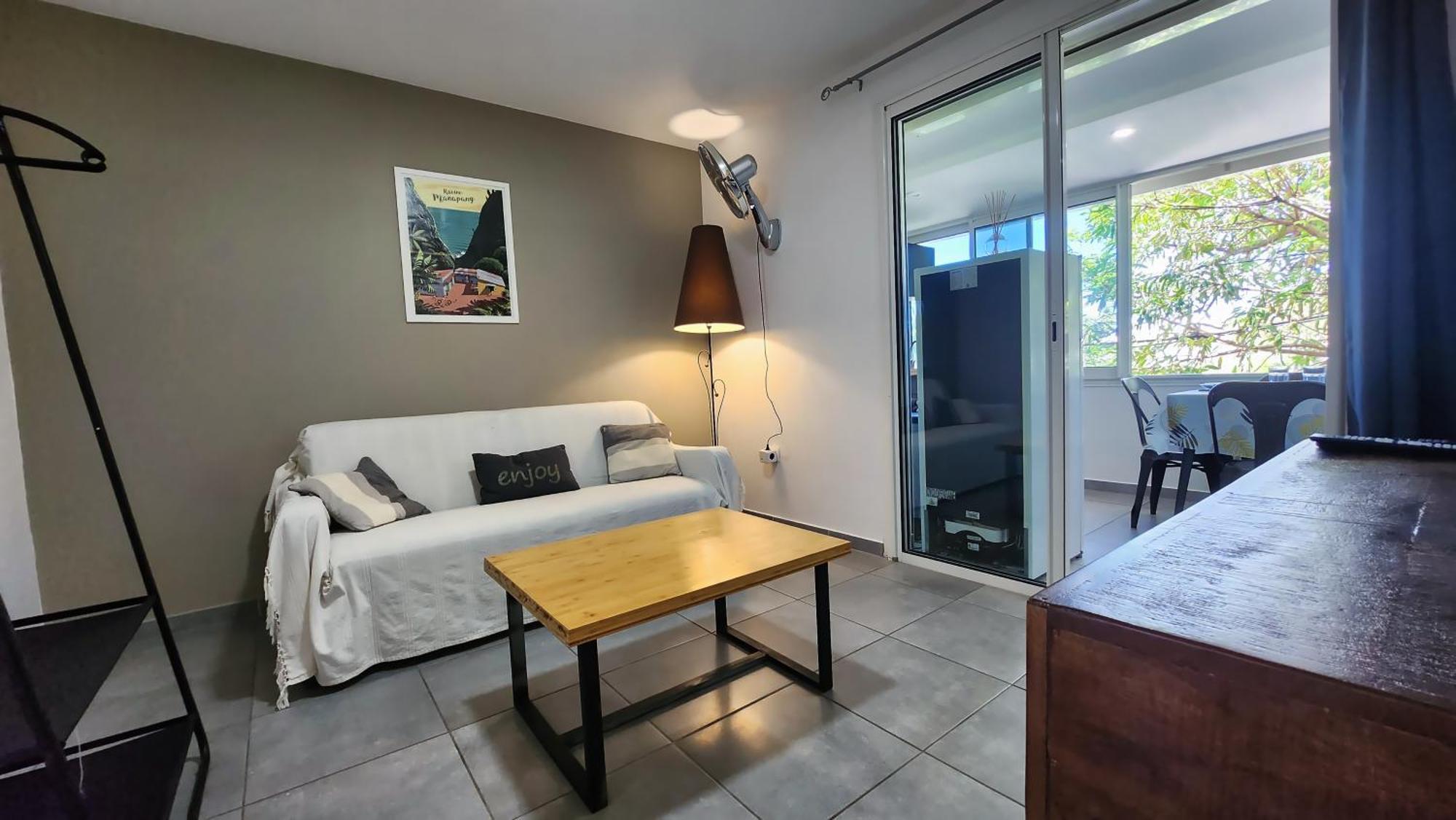 Le Manguier Apartment Saint Pierre Luaran gambar